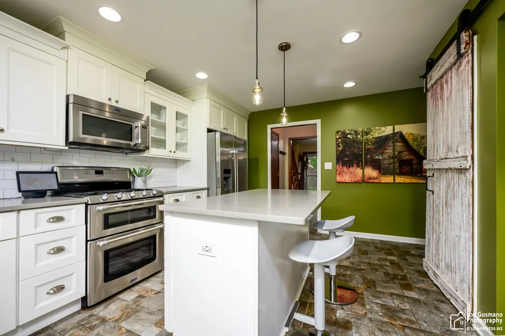 1525 Wedgefield Circle Naperville IL 60563
