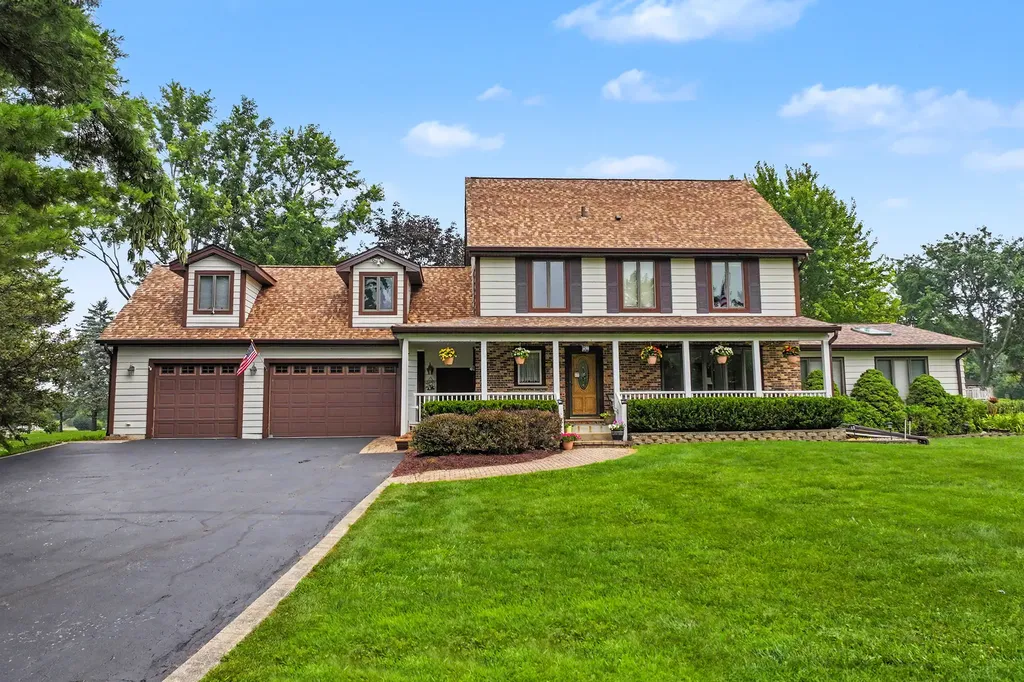 7414 Meadow Lane Cary IL 60013