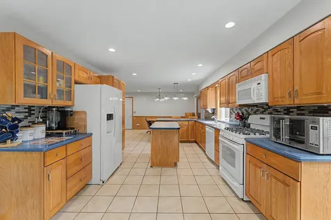 7414 Meadow Lane Cary IL 60013