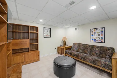 7414 Meadow Lane Cary IL 60013
