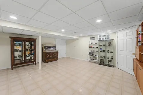 7414 Meadow Lane Cary IL 60013