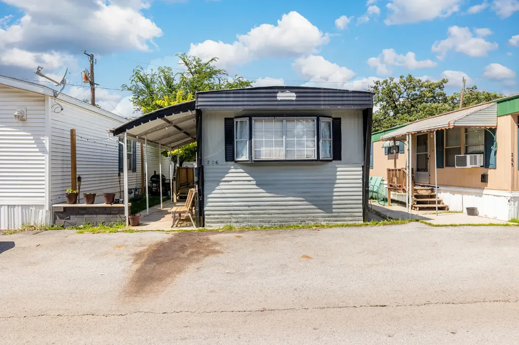 11750 South Homan Avenue Merrionette Park IL 60803