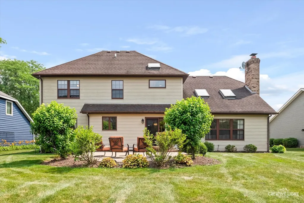 475 Prairie Knoll Drive Naperville IL 60565