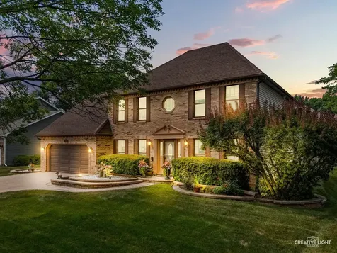 475 Prairie Knoll Drive Naperville IL 60565