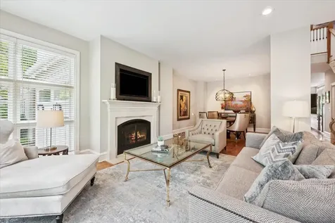 922 Ash Street Winnetka IL 60093