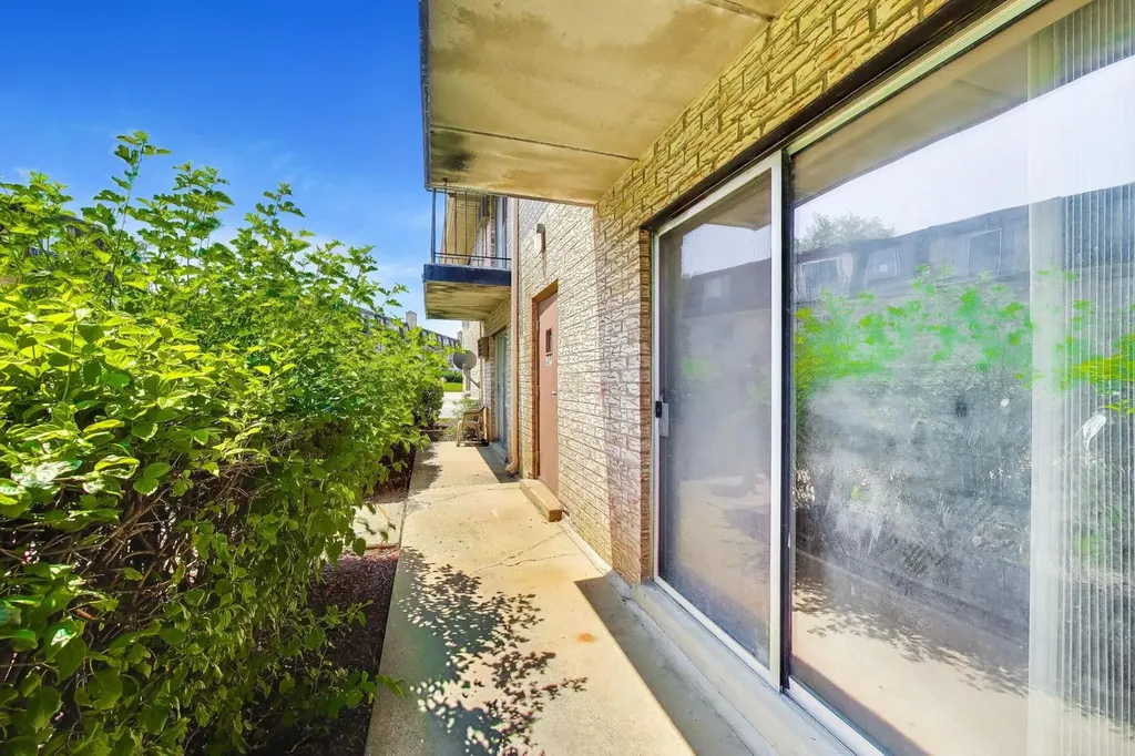 234 Shorewood Drive Glendale Heights IL 60139