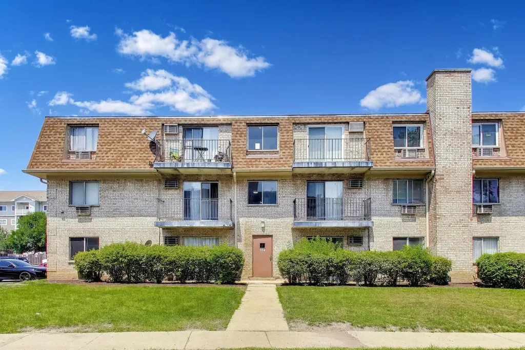 234 Shorewood Drive Glendale Heights IL 60139