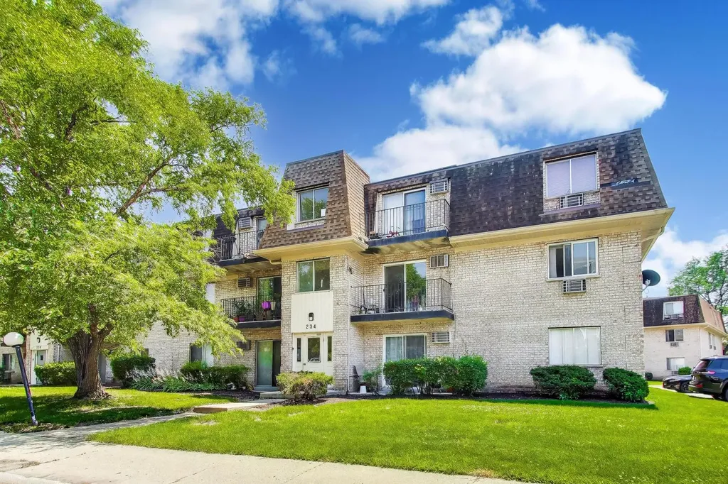 234 Shorewood Drive Glendale Heights IL 60139