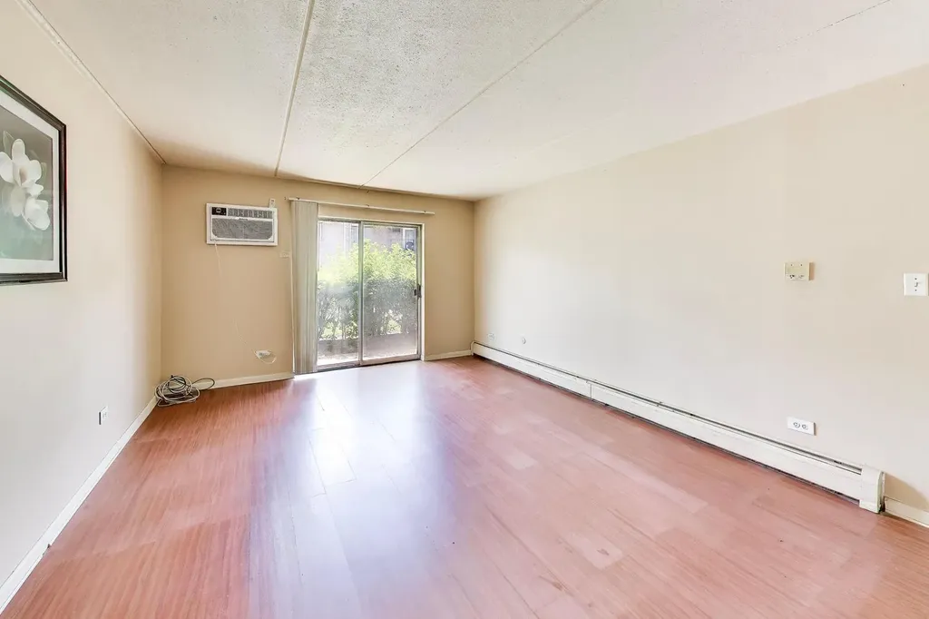 234 Shorewood Drive Glendale Heights IL 60139