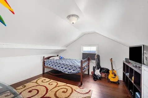 2848 North Monitor Avenue Chicago IL 60634