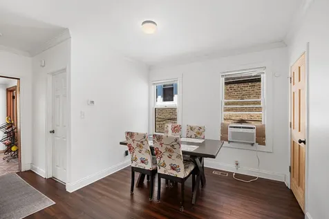 2848 North Monitor Avenue Chicago IL 60634