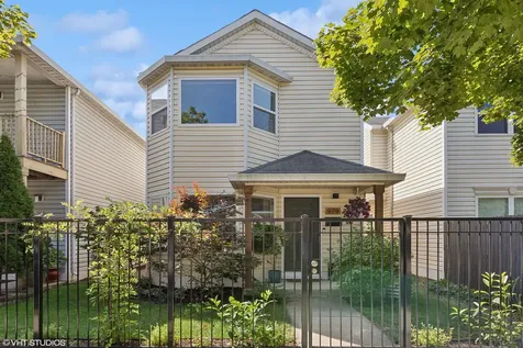 979 West Cullerton Street Chicago IL 60608