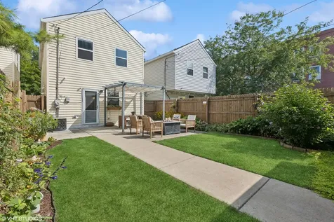 979 West Cullerton Street Chicago IL 60608