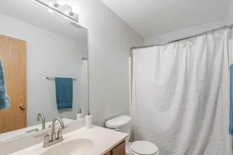 29 Fetzer Court Bloomington IL 61704