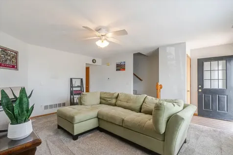 29 Fetzer Court Bloomington IL 61704