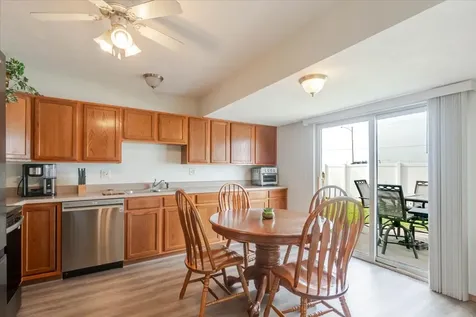 29 Fetzer Court Bloomington IL 61704