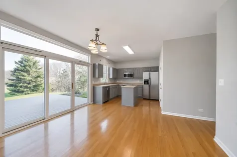445 Kelly Avenue Yorkville IL 60560