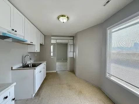 2531 North Tripp Avenue Chicago IL 60639