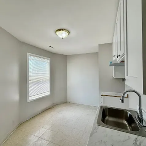 2531 North Tripp Avenue Chicago IL 60639