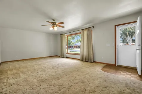 207 East Ensey Street Tuscola IL 61953