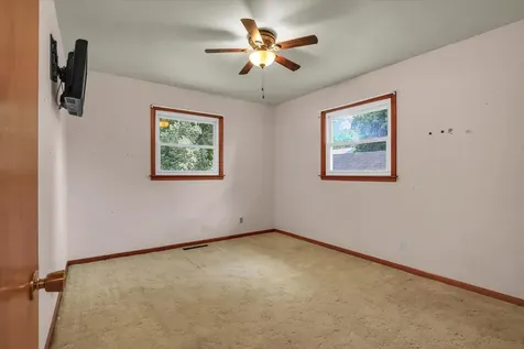 207 East Ensey Street Tuscola IL 61953
