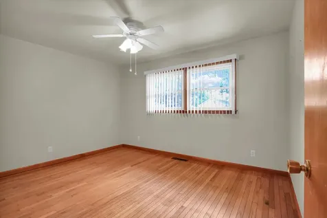 207 East Ensey Street Tuscola IL 61953