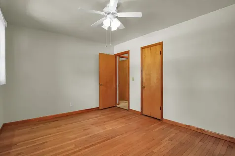 207 East Ensey Street Tuscola IL 61953
