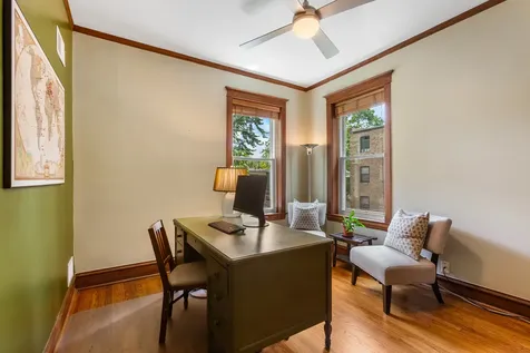 1449 West Rosemont Avenue Chicago IL 60660