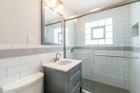 537 North Walnut Street Elmhurst IL 60126