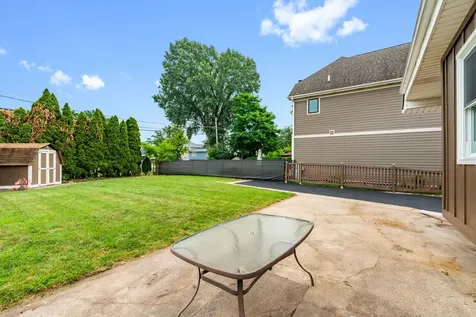537 North Walnut Street Elmhurst IL 60126