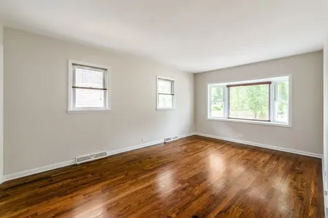 537 North Walnut Street Elmhurst IL 60126