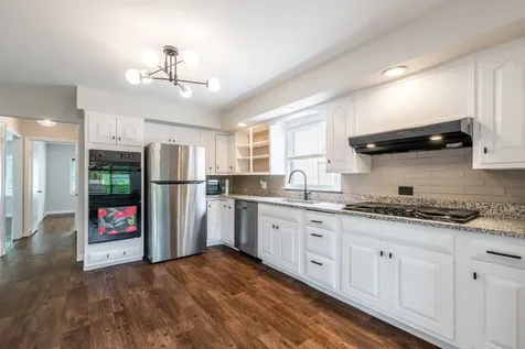 537 North Walnut Street Elmhurst IL 60126