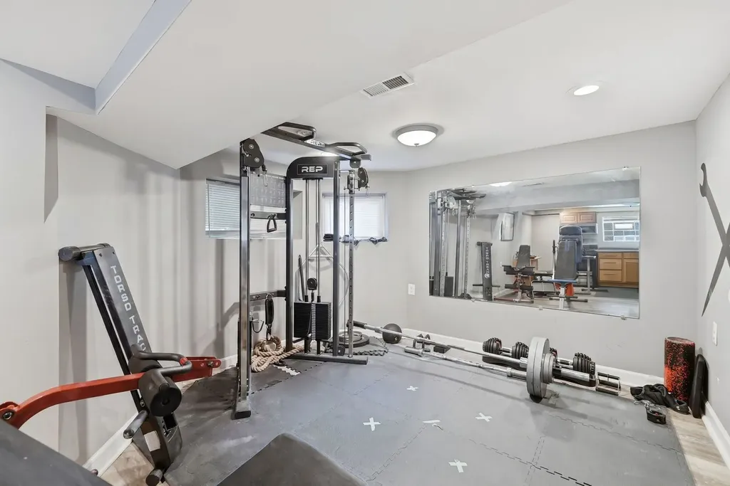 1235 North Harding Avenue Chicago IL 60651
