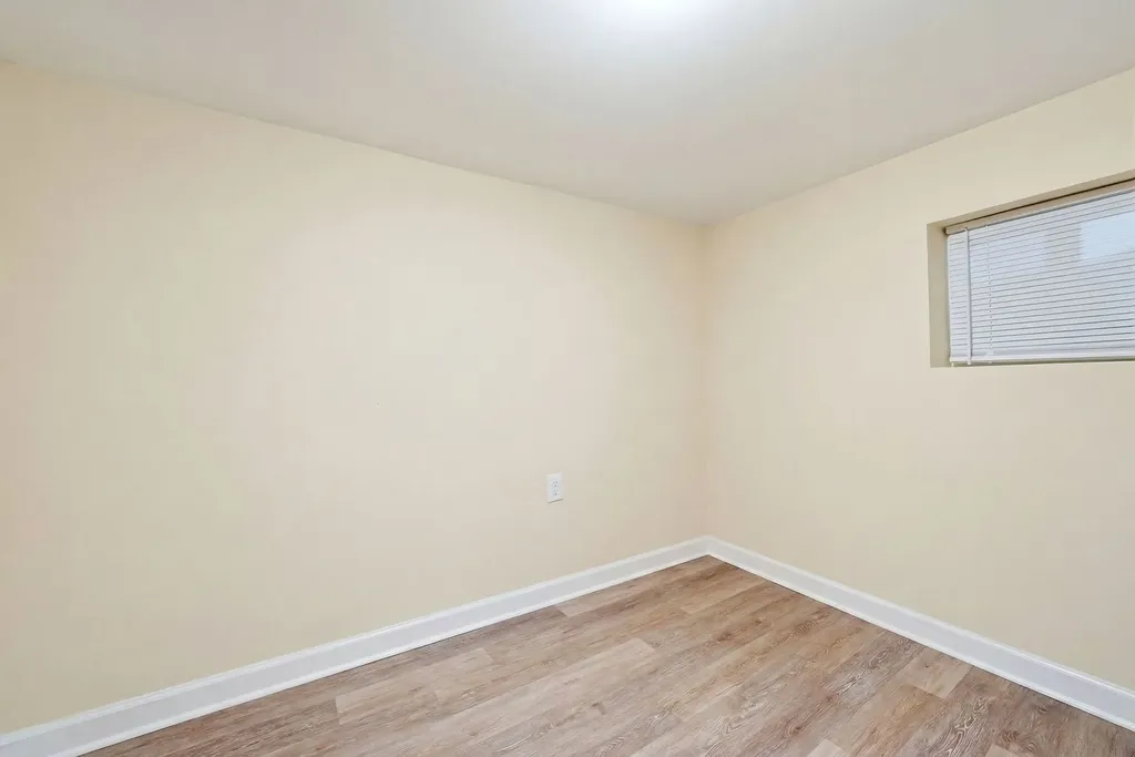 1235 North Harding Avenue Chicago IL 60651