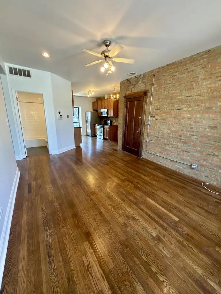 3049 West Grace Street Chicago IL 60618