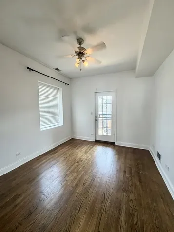 3049 West Grace Street Chicago IL 60618