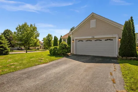776 Chesterfield Lane North Aurora IL 60542