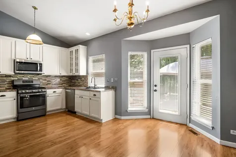 776 Chesterfield Lane North Aurora IL 60542