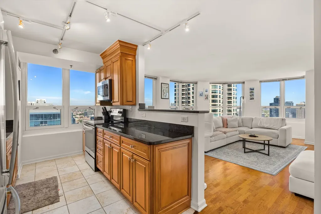 345 North La Salle Drive Chicago IL 60654