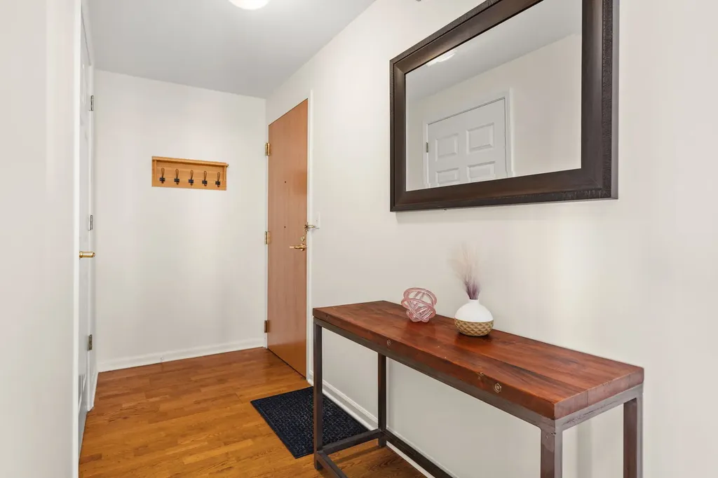 345 North La Salle Drive Chicago IL 60654