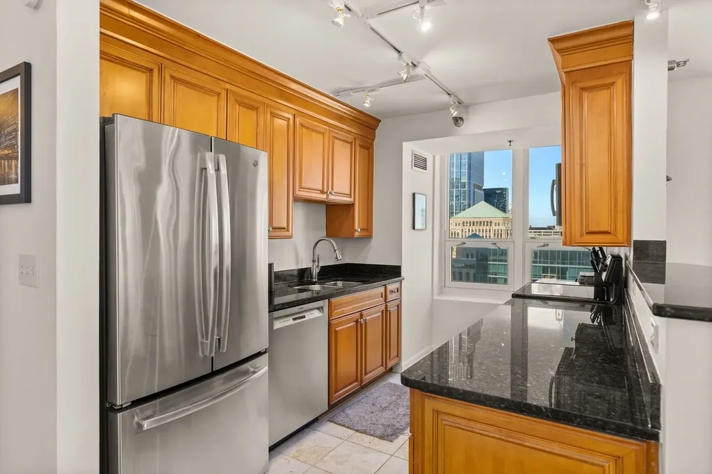 345 North La Salle Drive Chicago IL 60654