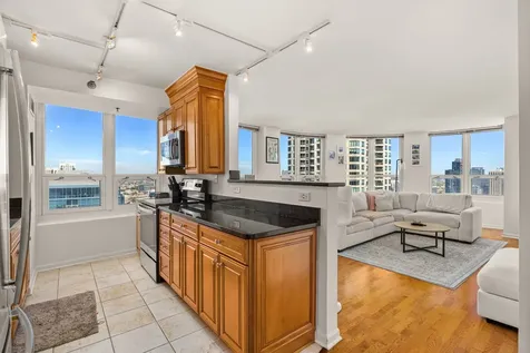 345 North La Salle Drive Chicago IL 60654