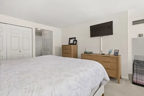 345 North La Salle Drive Chicago IL 60654