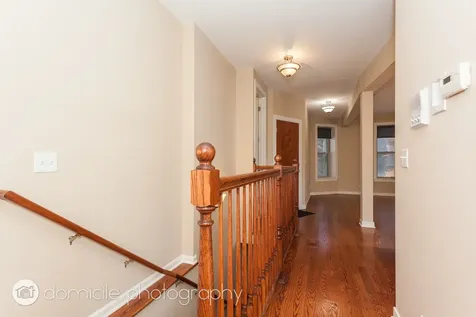 815 West Newport Avenue Chicago IL 60657