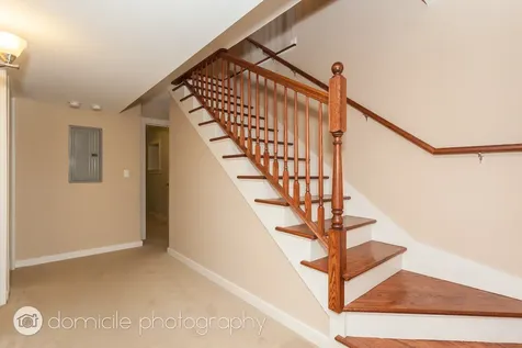 815 West Newport Avenue Chicago IL 60657