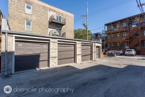 815 West Newport Avenue Chicago IL 60657