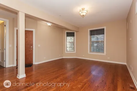 815 West Newport Avenue Chicago IL 60657