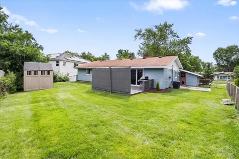 231 Webster Lane Schaumburg IL 60193