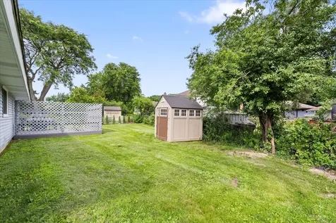 231 Webster Lane Schaumburg IL 60193