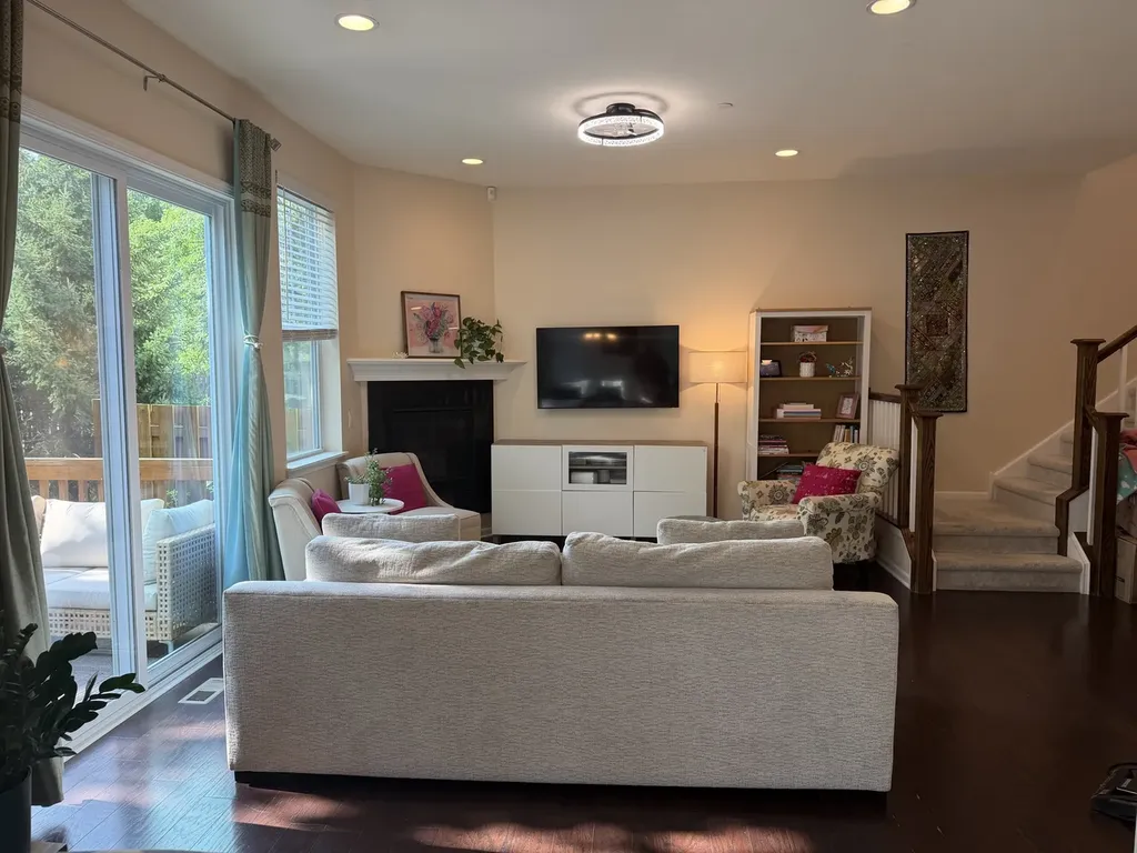 463 Timber Trail Court Naperville IL 60565